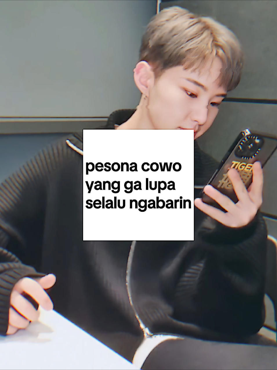 Gimana takdir dia ga sama carat, orang dia aja gabisa jauh2 dari carat🤭🤗. love youuu... #hoshi #seventeen #fyp #carat #creatorsearchinsights 
