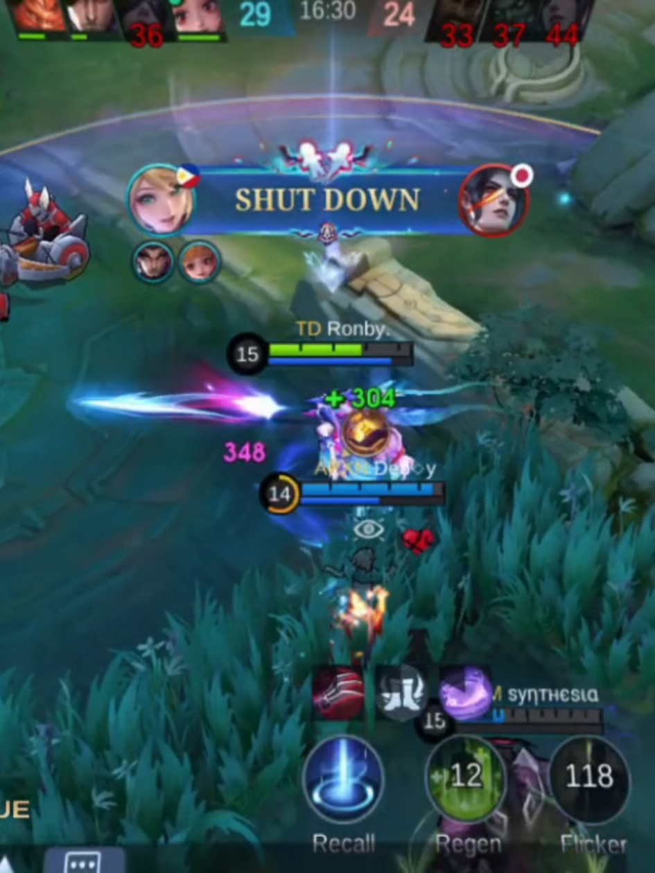 Bakit parang walang damage Layla ko? #PHMCBAcesLeague #MobileLegends #MLBBPami1111gay #MLBBDouble11  #mlbbnewskin