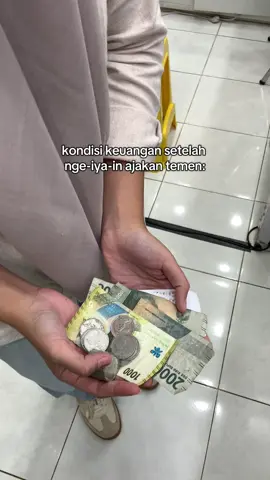 sisa-sisa kehidupan yang harus bertahan sampai akhir bulan😭 📍Gerai Post Jl. Hayam Wuruk Ds. Bejagung Semanding (sebelah BRI unit Semanding) ⏰ 08.00-21.00 WIB #accessories #fyppppppppppppppppppppppp #4u #trend 