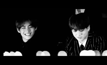 اشتقتتت لهم في أيام fake love ): #viral #explore #fyp #taekook #reels  