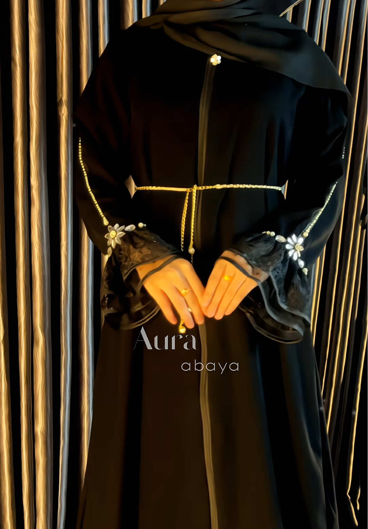 abaya dengan model yg elegant dan cantik🤍 #abaya #abayastyle #gamis #gamislebaran #lebaran2026 