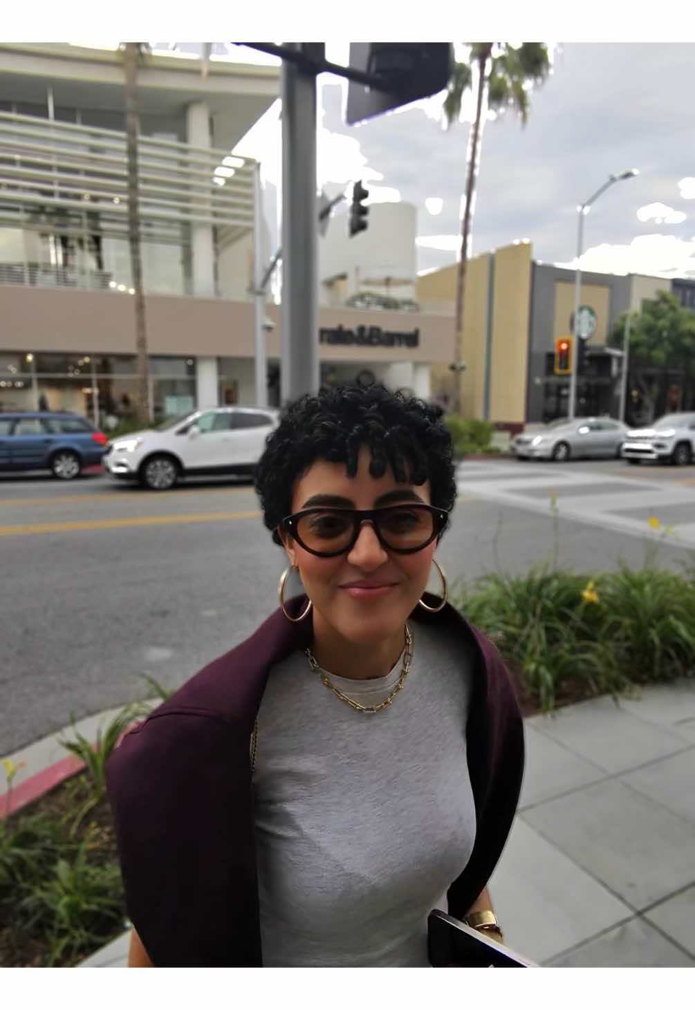 She has a bright future behind her 😊 #rizz #pov #rodeodrive #pickupline