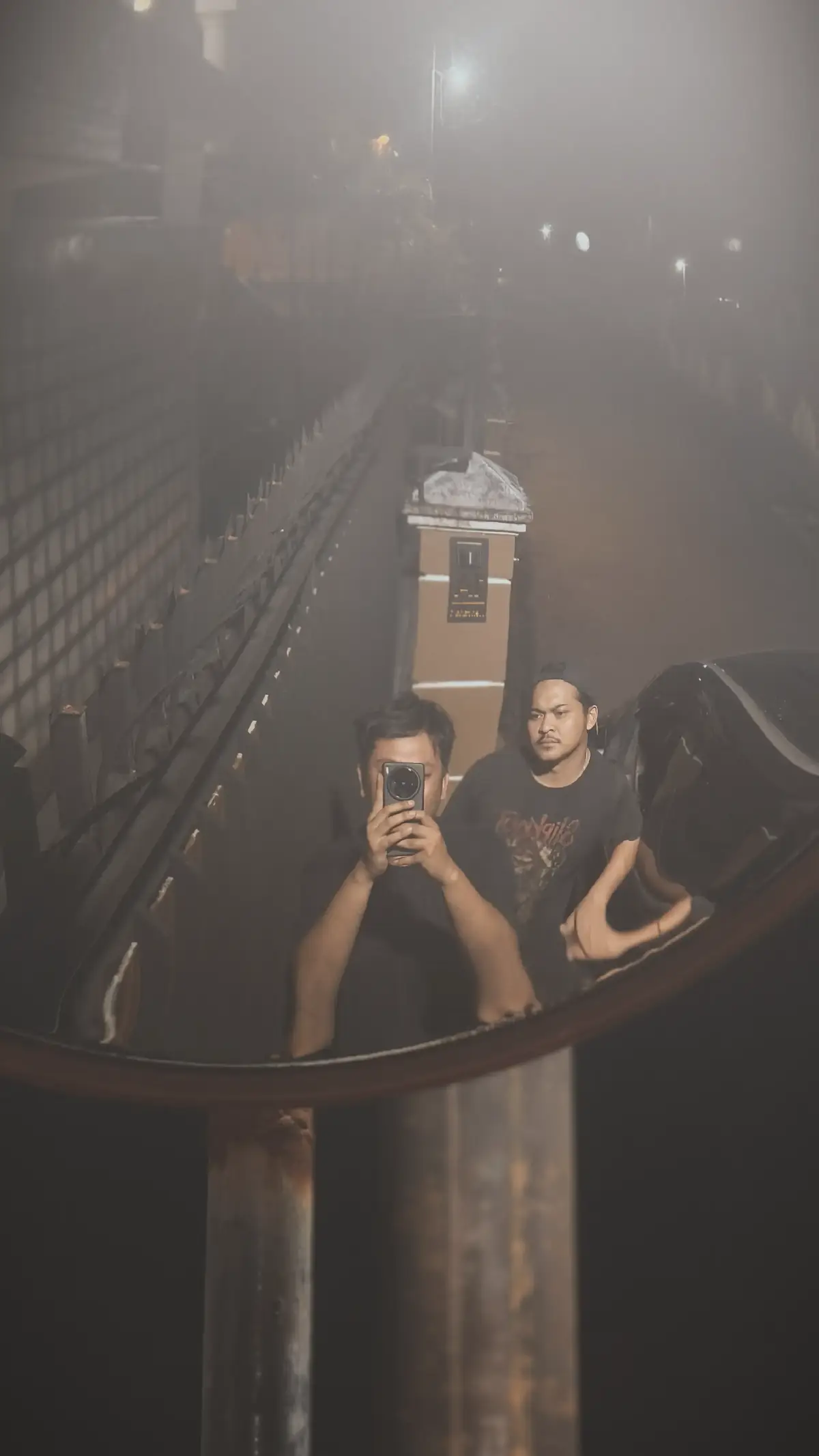 #pontianak #fyp #vivox100pro #sunsetlover #mirrorselfie 