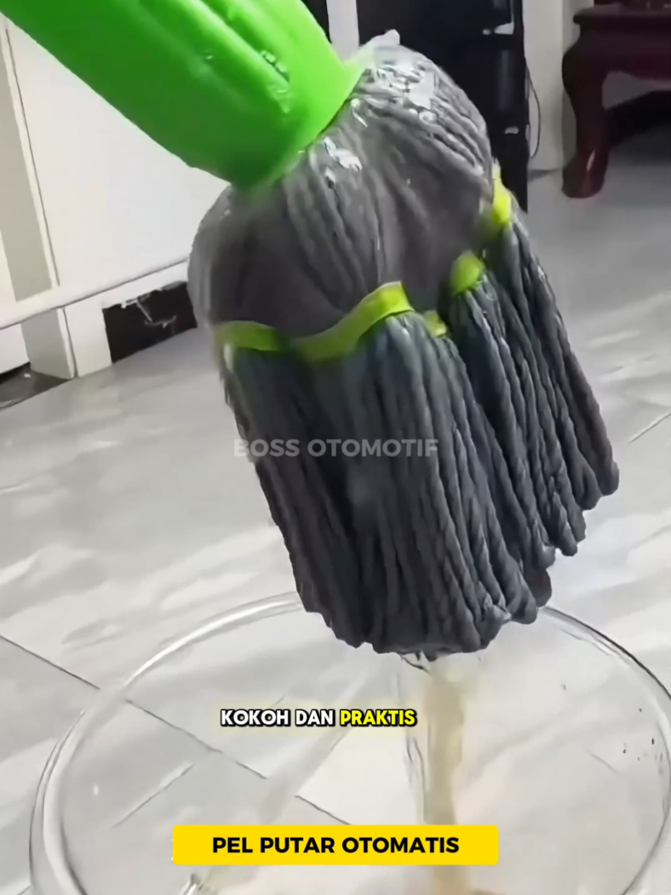 Replying to @pak.agus8647 kain pel bahan tebal kuat putar otomatis #pellantai #pellantaipraktis #pellantaiviral #kainpelikat #pembersihlantai 