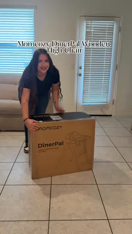 Ame la silla nueva de mi bebé🍼👶! Aprovecha su promoción 👉🏻 solo dura 12 días, del 20 de noviembre de 2025 al 1 de diciembre de 2025. #momcozy #momcozyhighchair #momcozydinerpalhighchair #blackfridaydeals #babyhighchair 