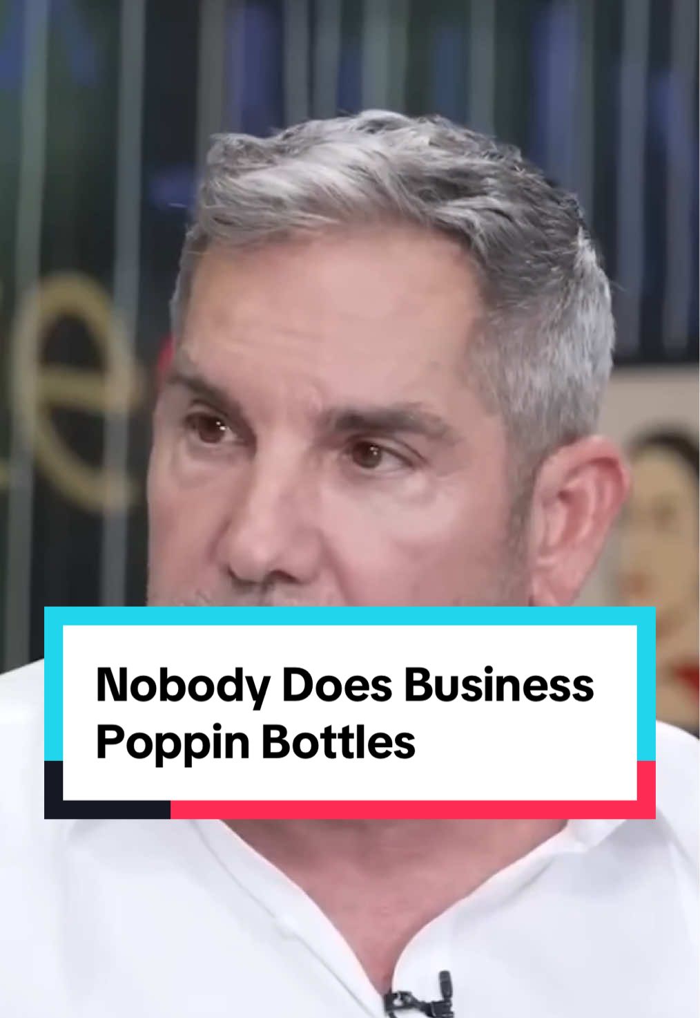 Nobody Does Business Poppin Bottles | @James Dumoulin