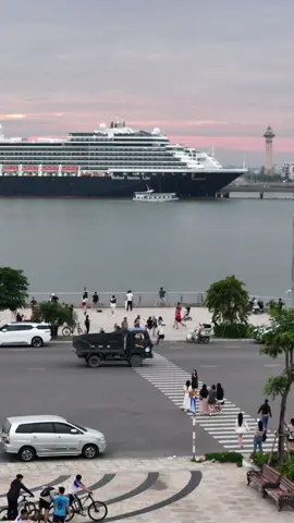 Thơ mộng như trời Âu