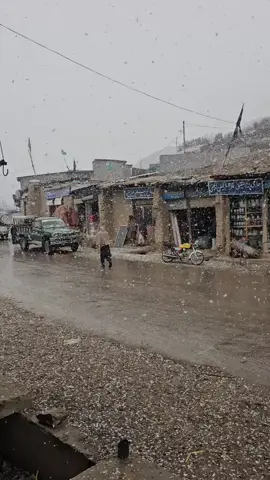 pa tirah bay wawri warige  zama pa Zara bande warirege sta ghamona#viralvideo #foryoupage❤️ 