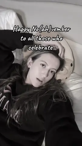 @Noah Kahan I promise I only used stick season because it’s popular I’m not a fake fan I know all of his songs by heart fr fr 😂😭 #stickseason #noahkahan #fypシ #fyp #november 