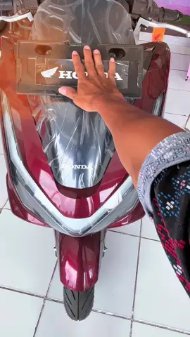 Gagal cari cinta beli pcx 160 burgundy,cinta akan mendekati🔥🔥🔥 #pcx160 #pcxburgundy #pcxmodifikasi #fypage #fypシ゚ 