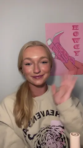 Shopping Day 🛍️ #makeup #makeuproutineeveryday #everydaymakeup #MakeupRoutine #makeuphacks 