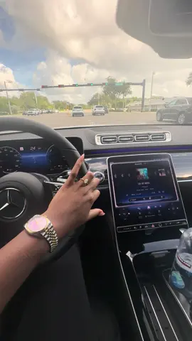 Driving my new 2025 S580e listening to @yfnlucci. Stay tuned for more videos as I show you more features and everything my baby can do… #VIDIME