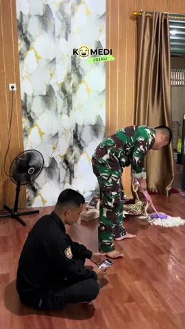 🤣#fypシ #lucu_ngakak #tniindonesia🇮🇩 @Komedi Hijau 