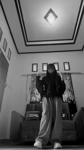 buset nih dance,dance tyla chalange dc:@hernametyla dancechalange:@kipittok #tyla #dance#dancechallenge #trending #fyp 