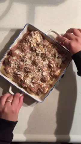 هبت نسايم الشتاء❣️ #حلا #كروسون 