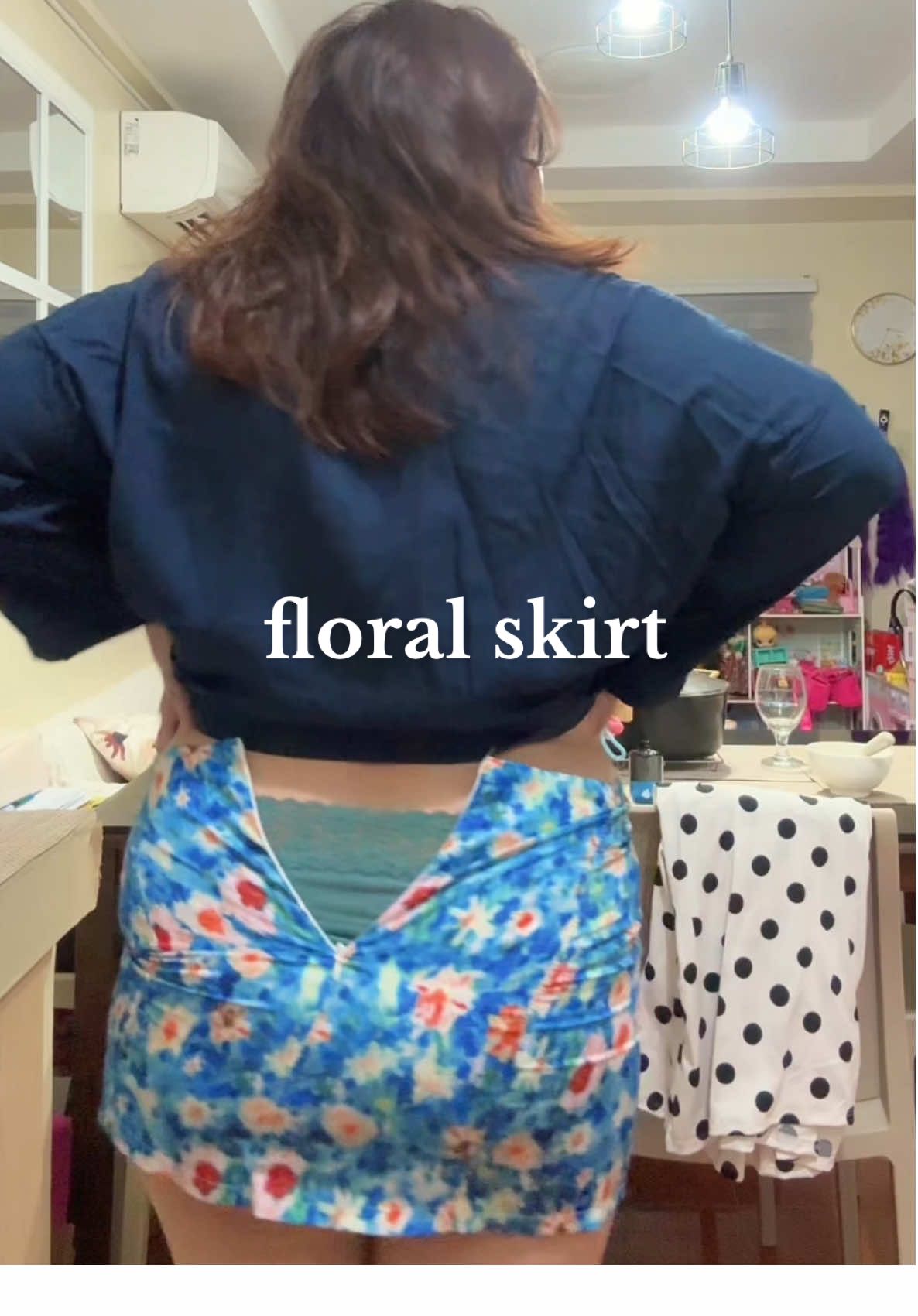 Floral skirt reco! Super cute sana pero di nag kasya 😭 #floralskirt #girlontrend #tiktokshopontrend #stylewithtiktok #skirtoutfits 