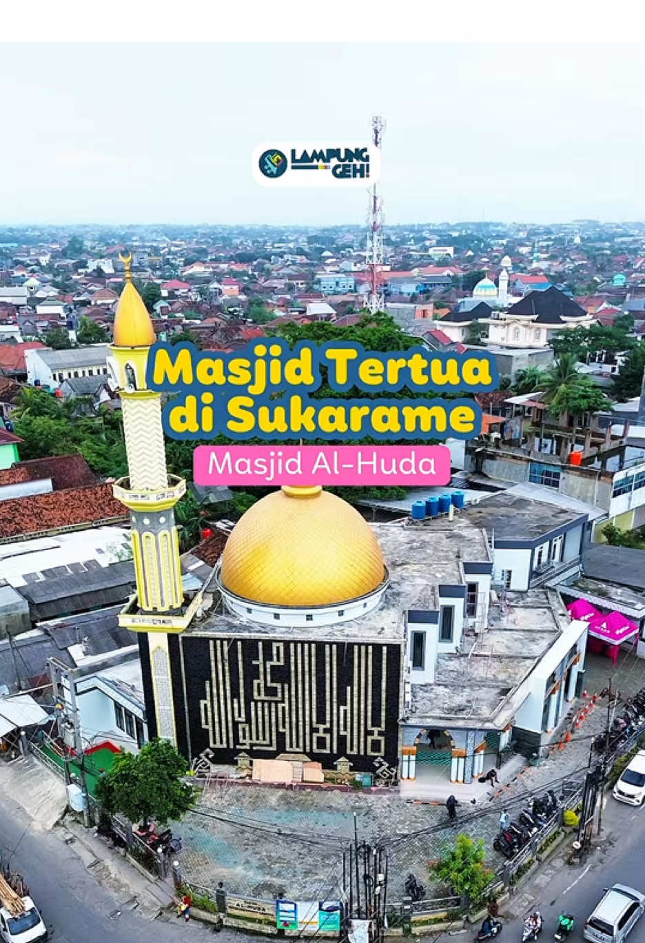 Ini dia masjid tertua di Sukarame, Masjid Al-Huda, Sekelik! 🕌 Kamu pernah Sholat disini ga, Sekelik?  #LampungGeh #MasjidAlHuda #Sukarame #InfoLampung #LampungViral   