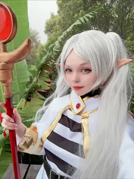 Frieren cosplay just before new season he he #frierenbeyondjourneysend #cosplay #frieren #frierencosplay 