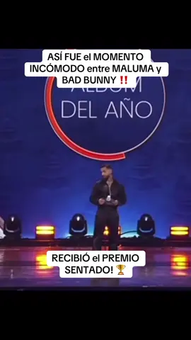 Se vivío un momento tenso en la entrega del Grammy a mejor álbum, donde Maluma no muy contento dice que ganó Bad Bunny, y su reacción fue no pararse cuando todos lo hacían, será por lo que pasó después de un polvo ? #maluma #badbunnypr #karolg #LatinGRAMMY #badbunny 