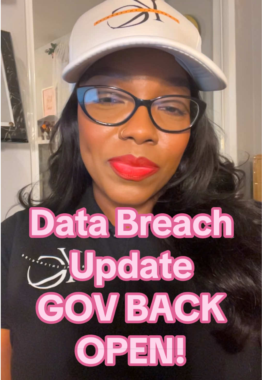 Y’all were so afraid to actually file your disputes without the FTC. For the entire month, we were still getting results though. Now that the gov is back open, make sure you’re disputing the right way so that you can get those collections deleted in 4 days as well. Still need help? Comment “portal” and i got you 🫶🏽 #credit #ftc #governmentshutdown #databreach #credithelp 