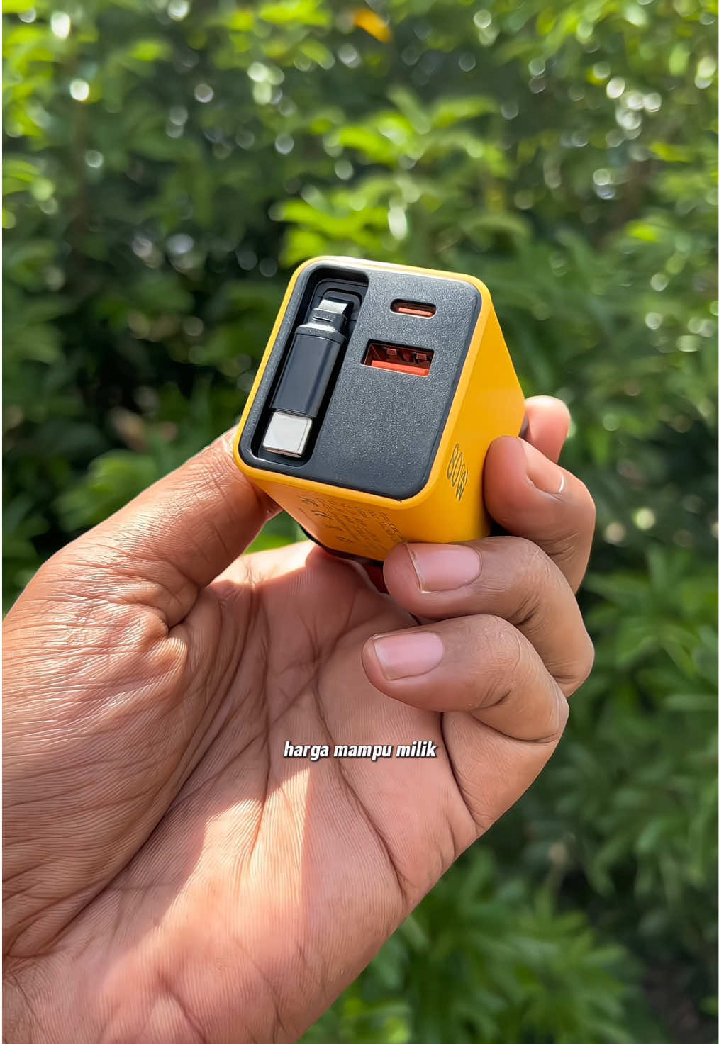 Membalas kepada @hamid mid #adaptercharger #chargerfastcharging #gadget #poweradapter #portcharger 