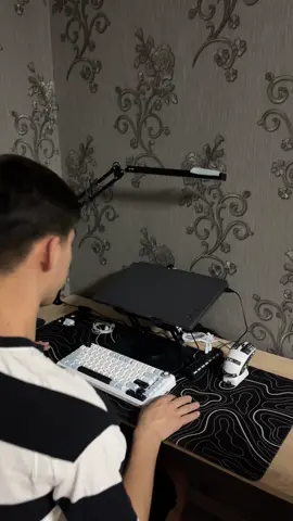 #VNVideoEditor  Бұл — тек уақыттың жылдам көрінісі емес. Бұл — жаңа жобаның басталған сәті, идеяның кодқа, кодтың өнімге айналып жатқан процесі. Ноутбук алдында өткен әр минут — болашақта үлкен бір нәрсенің бөлшегі. Қателіктер, түзетулер, шабыт, еңбек — бәрі осы таймлапста. Жаңа проектімді нөлден көтеріп, өз қолыммен жасап жатқанымды көрсету үшін осы видеоны сақтап қойдым. Бұл бастамасы ғана. Алда әлі талай жоспар, талай жаңалық, талай өсу бар. Бастысы — тоқтамау. This isn’t just a fast-forward moment. This is the beginning of a new project — the moment where an idea turns into code, and code slowly grows into a real product. Every minute spent in front of the laptop is a small piece of something bigger that I’m building. The mistakes, the fixes, the inspiration, the long hours — it’s all inside this time-lapse. I recorded this to capture the very first steps of creating my new project from scratch. This is only the beginning. There are many plans, many updates, and a lot of growth ahead. The most important part is simple: keep going. #laptop #loq #proekt #new 