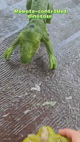 More fun than remote-controlled cars - the remote-controlled Tyrannosaurus Rex#toys #tiktokshop #car #Christmas #Godzilla 