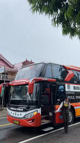 #fypage #ponorogo24jam #rosaliaindahtransport #rosaliaindah 