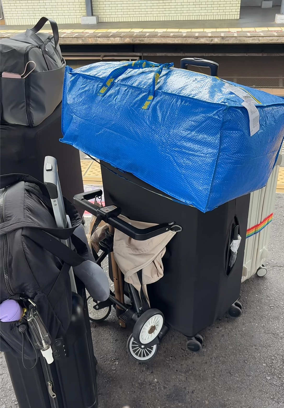 Ayusin natin desisyon sa life🥴🤣🤭 #ikeashoppingbag #ikeaecobag #checkedbaggage 