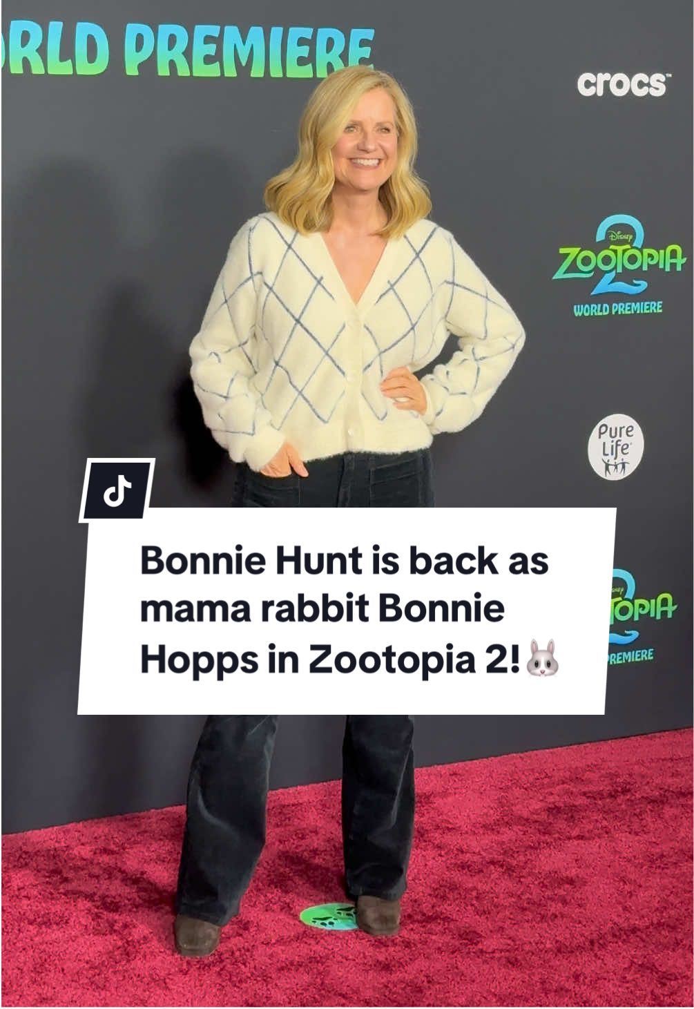 Bonnie Hunt is back as mama rabbit Bonnie Hopps in Zootopia 2!🐰 #zootopia #zootopia2 #bonniehunt #bonniehopps #disneyanimation 