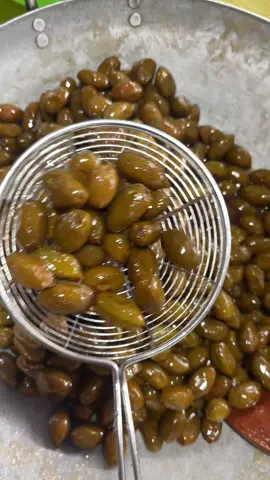 Cà na ngào chua chua ngọt ngọt chấm với muối mặn phải nói là siêu bánh cuốn... mời khách lên đơn ạ