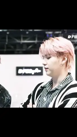 @whalepurpleu sorry yoongi🥺🥺🫂 But for us, even though Suga didn't win, he will always be the best, the kindest and most generous person in this world💜  #suga 