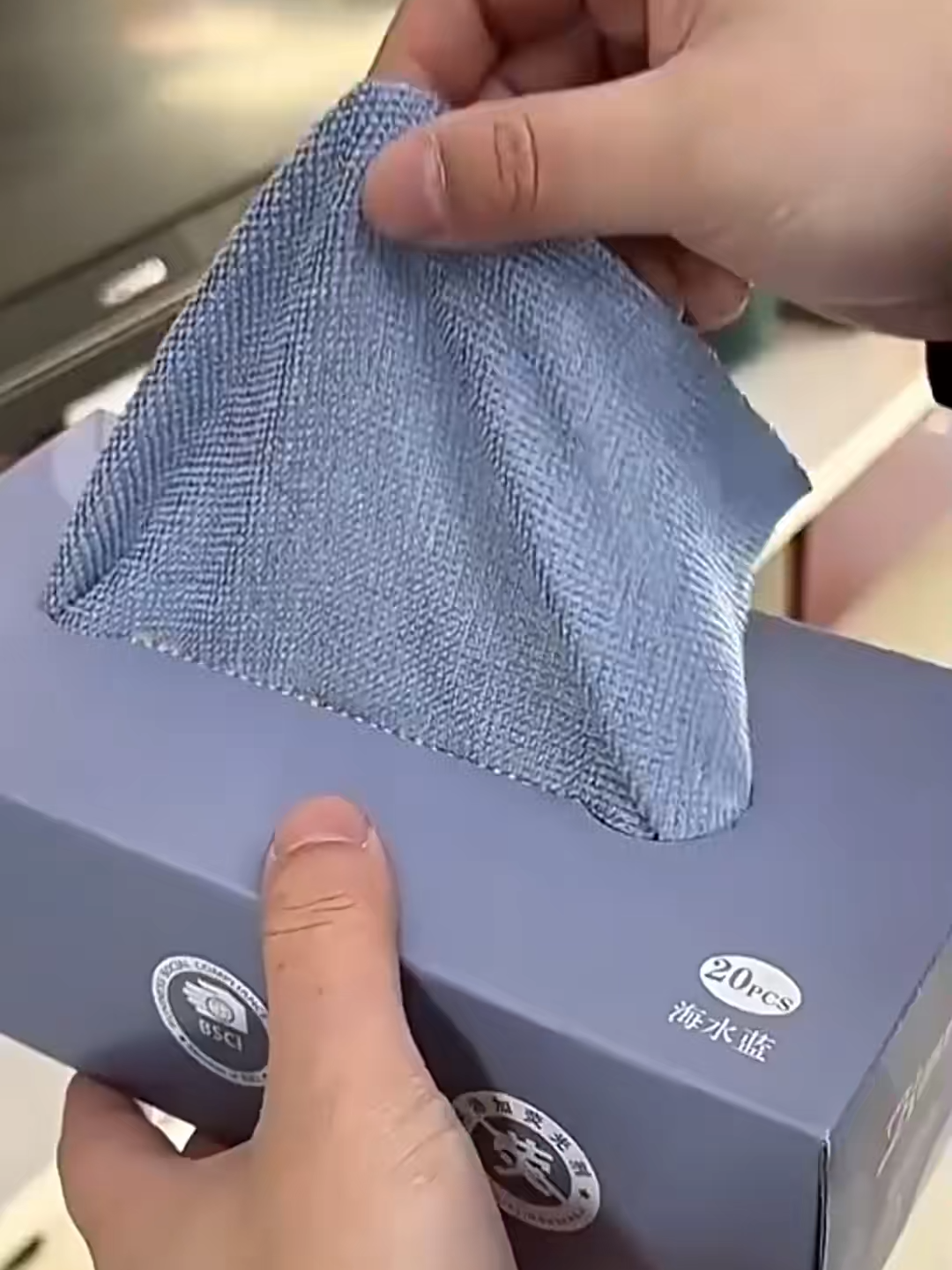 Hộp khăn vải rút lau đa năng, lau chùi vệ sinh bếp, có thể giặt tái sử dụng, hộp 20 cái. #khanvaidanang #cleaningtips #bepxinh #viral #noithat #giadinh