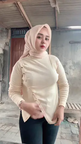 Blouse korea sper duper cantik,simpel,nyaman dpke,mnyrap keringet,yuk smaan,🤗🥰#affiletpemula #pejuangaffiiliate #trendingvideo 
