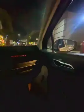 الذهب في السوق والتراب في الارض اختار اللي يعجبك حتى لو اشتريت جرام افضل من انك تشتري في الدنيا ناس تراب اعمل لاخرتك والتراب اللي انت هتنام فيه لكن الناس اللي عيونها عايزه التراب تبعد عنها