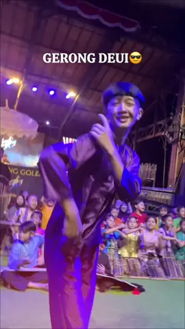 Gerong di Saung Angklung Udjo jugaa gakalah seruu gusy🤭 #SaungAngklungUdjo #NatureCultureInHarmony #WisataBudaya #fyp #wisatabandung 