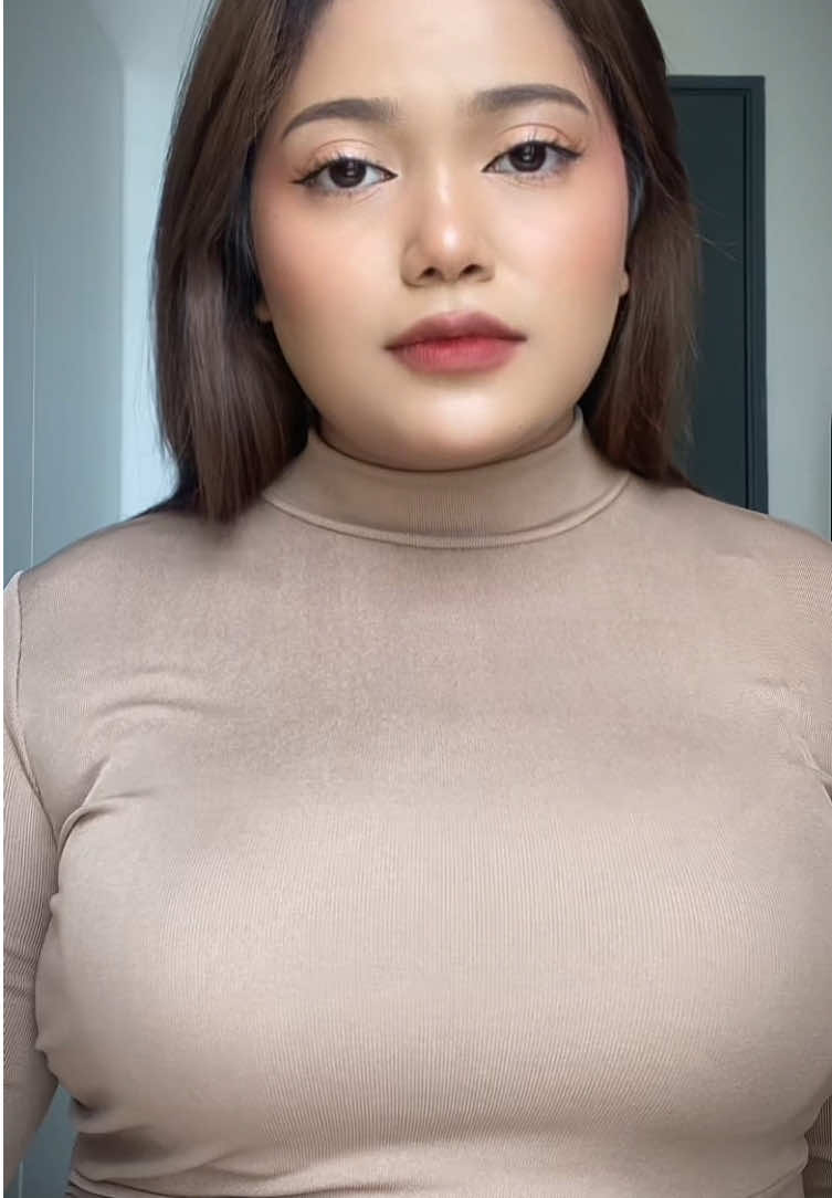 tepi!! Moto moto nak lalu… #foryou #trending  #indonesia #gaun 