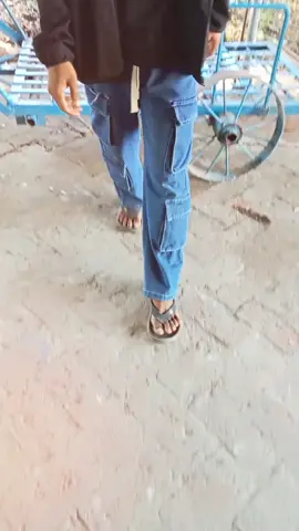 တကယ့်အချစ်စစ်ကအရာရာအရှုံးပေးပြီးသားကိုယ်ချစ်တဲ့မိန်းမခြေဖမိုးကိုနမ်းတာရှက်ရွံ့စရာမလိုဘူး၊သိက္ခာလဲကျစရာလဲမလိုဘူး၊စော်ဆိုတာအပေါစားမိန်းမကိုသုုံးတဲ့အသုံးအနှုန်း၊ငါကသူ့အတွက်သူ့ကောင်မလေးပဲ၊သူ့ရှေ့ဒူးထောက်ပြီးခြေဖမိုးနမ်းပြဆိုရင်လဲငါနမ်းပြရဲတယ်တကယ်ချစ်ရင်မာနတွေထားစရာကိုမလိုဘူး💓 #fypシ゚ #fpytrendingtiktok🌚 