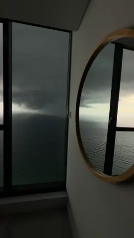 The storm is taking over. #fyp #australia #travel #777salty #trading 