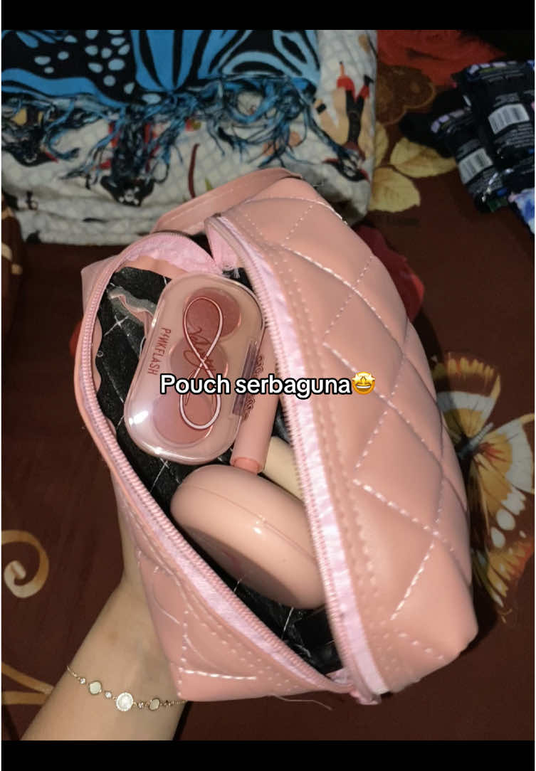 Murah bgt ga nyampe 10k #promomakan1111 #promomakanharian #affiliatemarketing #fyp #pouchmakeup 