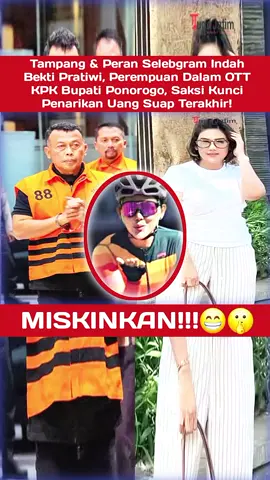 Tampang & Peran Selebgram Indah Bekti Pratiwi, Perempuan Dalam OTT KPK Bupati Ponorogo, Saksi Kunci Penarikan Uang Suap Terakhir! Sosok Indah Bekti Pratiwi (IBP) atau dikenal Endah Pertiwi menjadi salah satu dari 13 orang yang diamankan Komisi Pemberantasan Korupsi (KPK) dalam operasi tangkap tangan (OTT) yang menjerat Bupati Ponorogo Sugiri Sancoko. Meski tidak ditetapkan sebagai tersangka, Indah berperan penting dalam proses penarikan dana suap senilai Rp500 juta yang akhirnya dijadikan barang bukti utama. Dalam konferensi pers resmi yang digelar KPK pada Minggu dini hari (9/11), dijelaskan bahwa Indah Bekti Pratiwi merupakan teman dekat Direktur RSUD dr Harjono Ponorogo, Yunus Mahatma. Ia berperan sebagai pihak yang mengkoordinasikan pencairan uang suap tahap ketiga, yang diminta Sugiri agar Yunus tetap menjabat sebagai direktur rumah sakit. Peran kunci Indah terbongkar saat Yunus mendapat desakan dari Sugiri untuk segera menyetor uang senilai Rp1,5 miliar. Karena belum terkumpul sepenuhnya, Yunus kemudian meminta bantuan Indah Bekti untuk mencairkan dana sebagian terlebih dahulu. Indah lalu berkoordinasi dengan Endrika Dwiki Christianto, pegawai Bank Jatim, untuk mencairkan Rp500 juta secara tunai. Dana tersebut rencananya akan diserahkan Yunus kepada Bupati Sugiri melalui kerabat dekatnya, Ninik. Namun sebelum uang berpindah tangan, tim KPK langsung melakukan tangkap tangan dan mengamankan uang tersebut sebagai barang bukti. Dari sinilah Indah ikut diamankan bersama 12 orang lainnya, termasuk Sugiri, Sekda Agus Pramono, dan pihak swasta rekanan rumah sakit. Meski turut diamankan dalam OTT, hingga saat ini KPK belum menetapkan Indah Bekti Pratiwi sebagai tersangka. Ia masih berstatus sebagai saksi dalam perkara yang menjerat jajaran pimpinan Kabupaten Ponorogo. KPK menyatakan bahwa penangkapan ini bermula dari laporan masyarakat atas dugaan suap untuk mempertahankan jabatan Direktur RSUD dr Harjono. Proses suap ini telah berlangsung sejak Februari hingga November 2025, dengan total aliran uang mencapai Rp1,25 miliar. Selain kasus suap jabatan, OTT juga mengungkap adanya dugaan fee proyek RSUD senilai Rp14 miliar dengan potongan 10 persen, serta penerimaan gratifikasi lain dari pihak swasta. #ott #ponorogo #bp #kpk #tiktoknews 