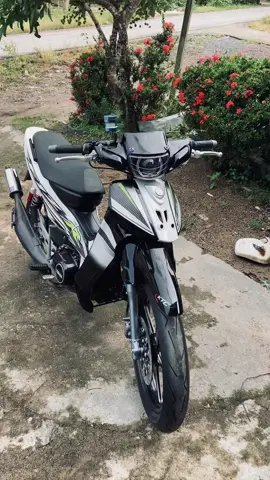 #fypシ゚viral🖤tiktok #fizr_2stroke #hitamputih #bismillahfyp #fypppppppppppppppppppppppppppppp 