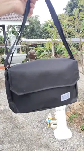 #กระเป๋า #กระเป๋าสะพายข้าง #กระเป๋าใบใหญ่ #กระเป๋าผ้าแคนวาส #ใช้ดีบอกต่อ 