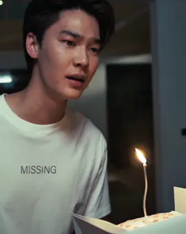 เซอร์ไพร์สวันเกิดรอบที่ 5 ตะลึงเลยหล่ะ ซีรีส์gmm #LeapDaySeries #ppnaravit #dew_jsu #GunAtthaphan #pahnthitta ปอนด์ ดิว กัน ป่าน วันแก้ตาย