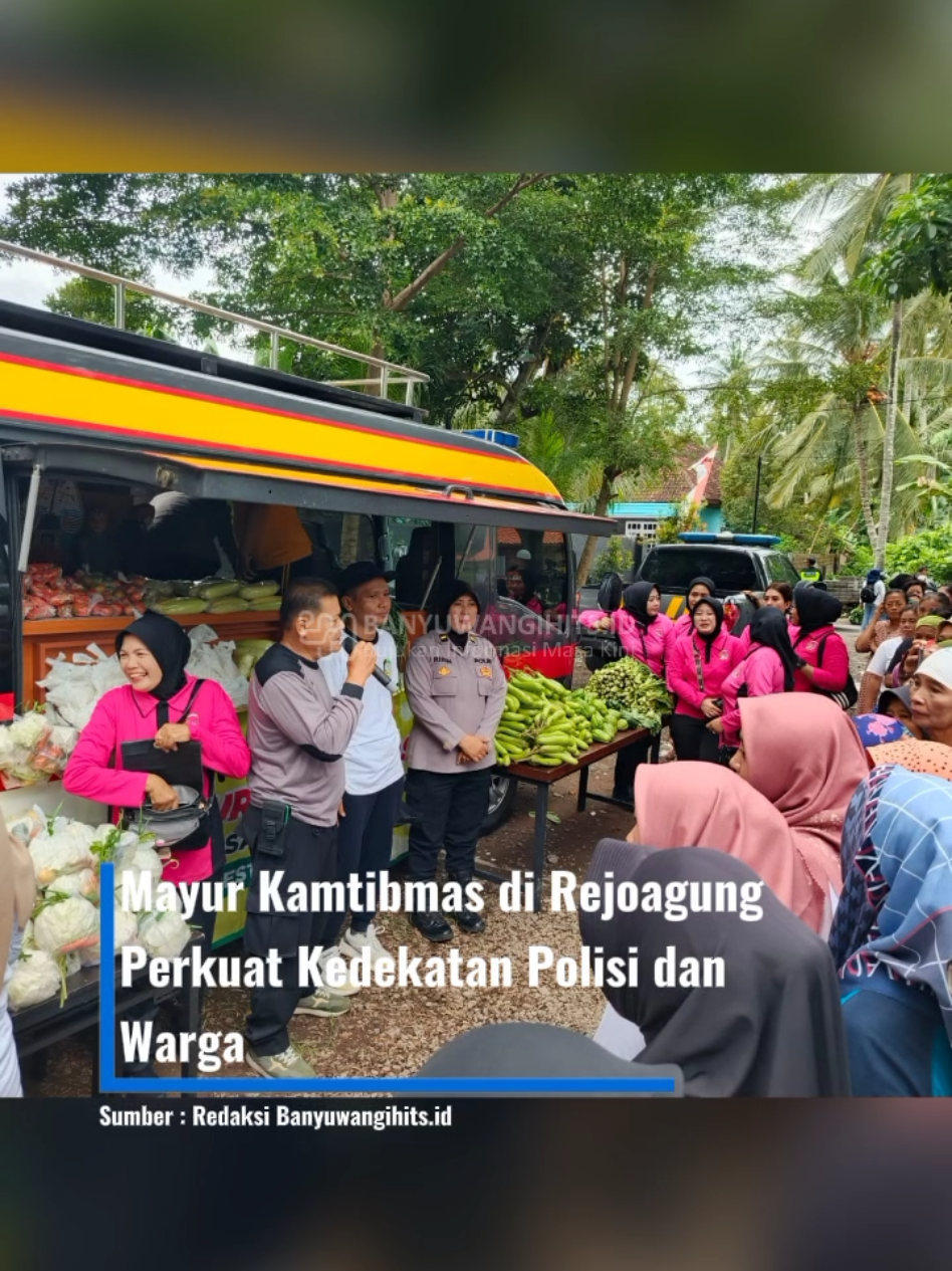 Polresta Banyuwangi melalui Satuan Binmas bersama Polsek Srono kembali menggelar kegiatan Mayur Kamtibmas di Desa Rejoagung, Kecamatan Srono, pada Jumat (14/11/25). Program ini diikuti ratusan warga serta jajaran kepolisian dari Polresta dan Polsek Srono. Kapolresta Banyuwangi Kombes Pol Rama Samtama Putra menegaskan bahwa Mayur Kamtibmas menjadi sarana mempererat hubungan Polri dan masyarakat. “Program ini bukan hanya kegiatan sosial, tetapi jembatan kedekatan antara Polri dan masyarakat. Kami ingin warga merasa didengar dan didampingi,” ujarnya. Kasat Binmas Polresta Banyuwangi Kompol Toni Irawan menyampaikan bahwa kegiatan ini bertujuan meningkatkan literasi keamanan dan kepedulian warga terhadap lingkungannya. #news  #beritaterkini  #beritabanyuwangi  #banyuwangihitsid 
