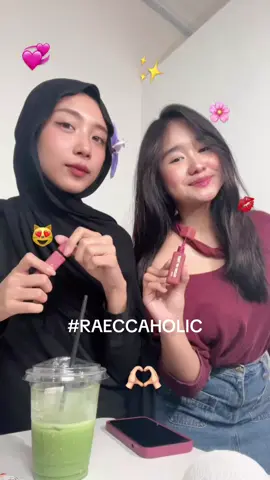 Pretty girls wear @raeccaid lipstain💋 #fyp 