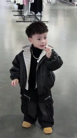 Chất từ bé 😍 #quanaotreem #quanaobetrai #setbetrai #phoidoxinh #xuhuong 