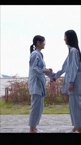 这俩人不对劲儿🤭#leehyeri #Hyeri #李惠利 #chungsubin #郑受彬 