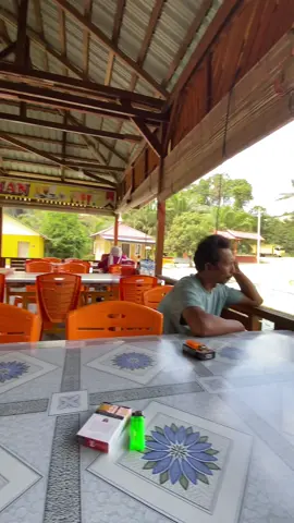 #fyp #foryoupage #fypfage #kulii  Akan ku hadapi dunia hari ini tapi aku makan dulu yahh😆🥵