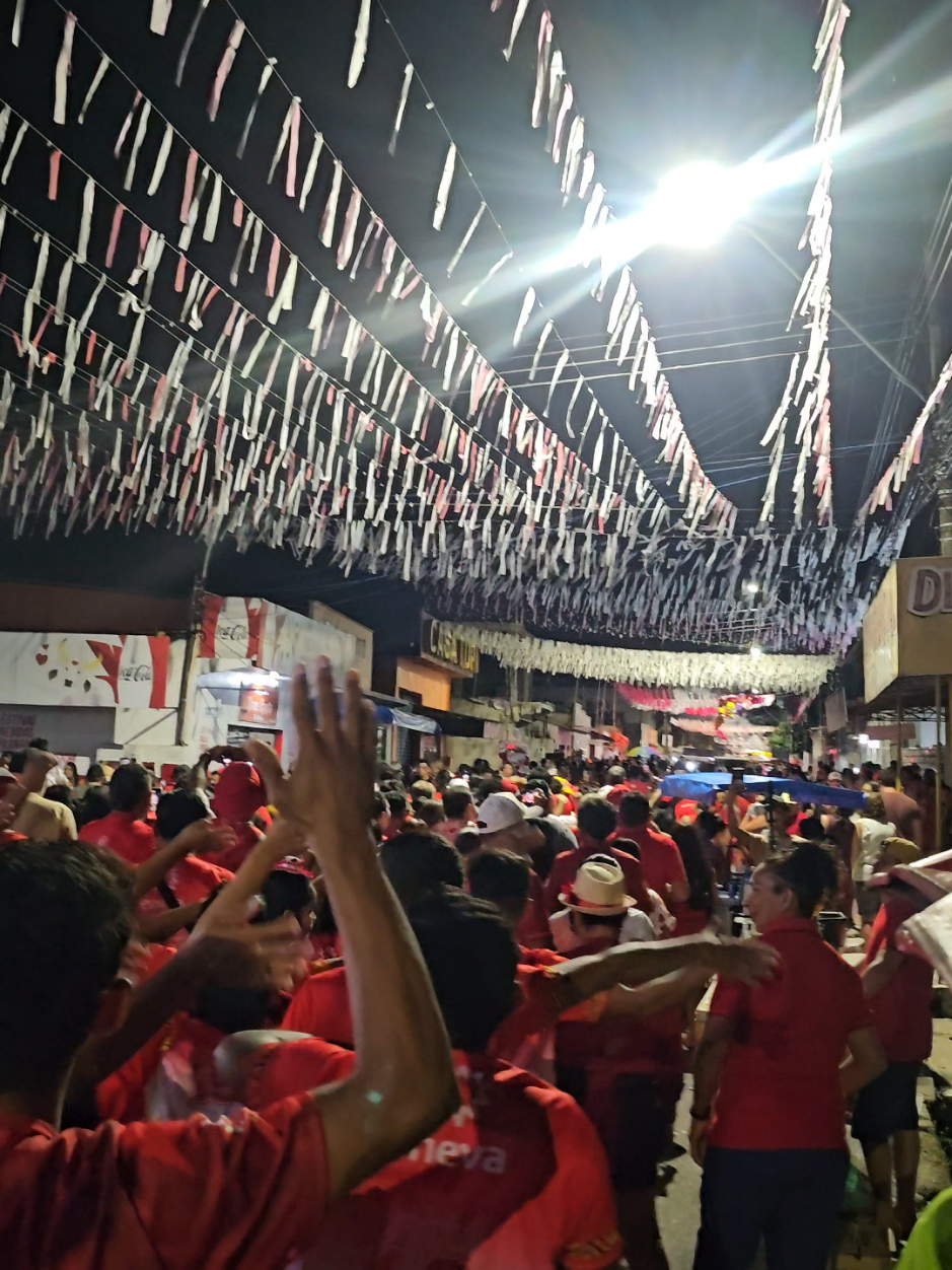 TBT da 1° ladainha que participei em Parintins, junho desse ano.  Mágico demais! 